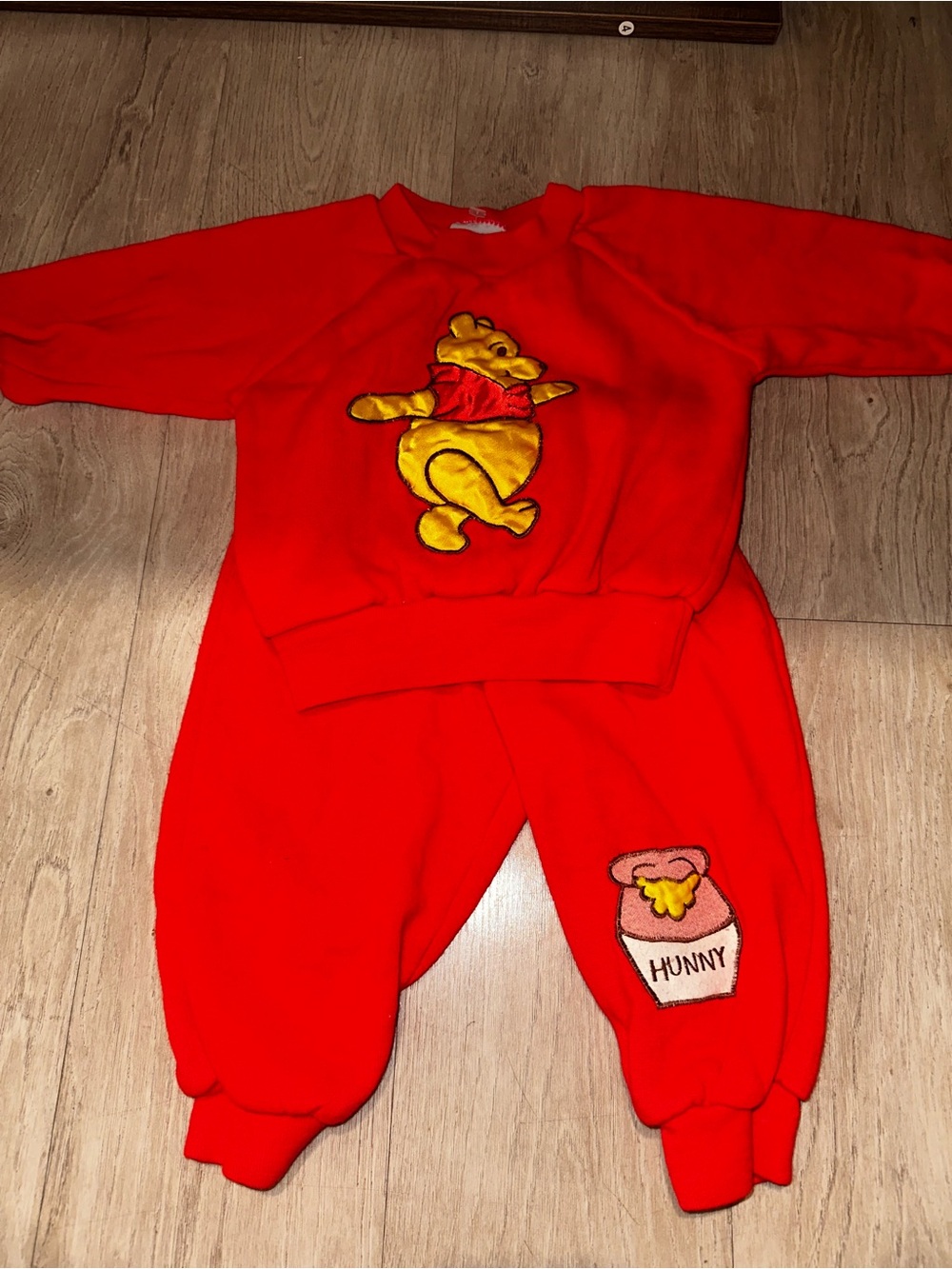 Vintage Winnie the Pooh Disney 2-Piece Baby Sweatsuit Set